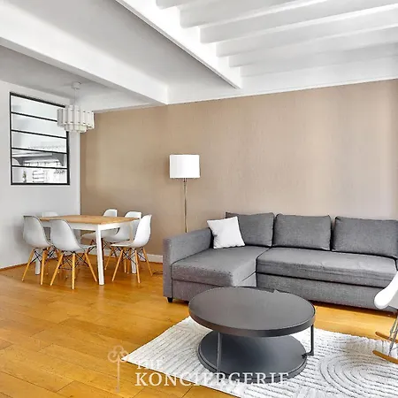Duplex De Gamme Avec Terrasse & Vue Tour Eiffel * باريس
