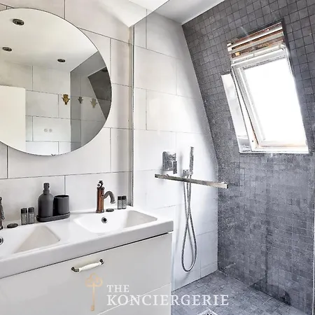 Duplex De Gamme Avec Terrasse & Vue Tour Eiffel *